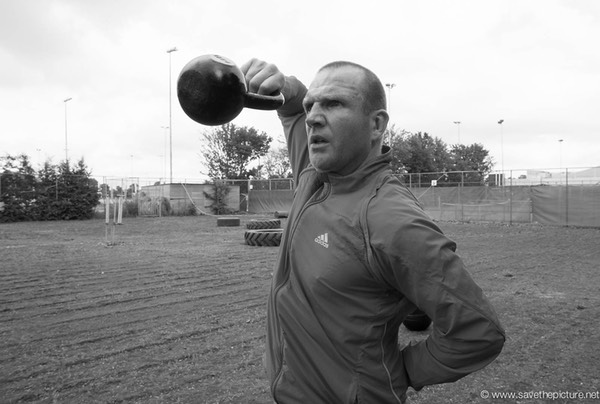 2themaxmmafitness outdoor kettle bell training