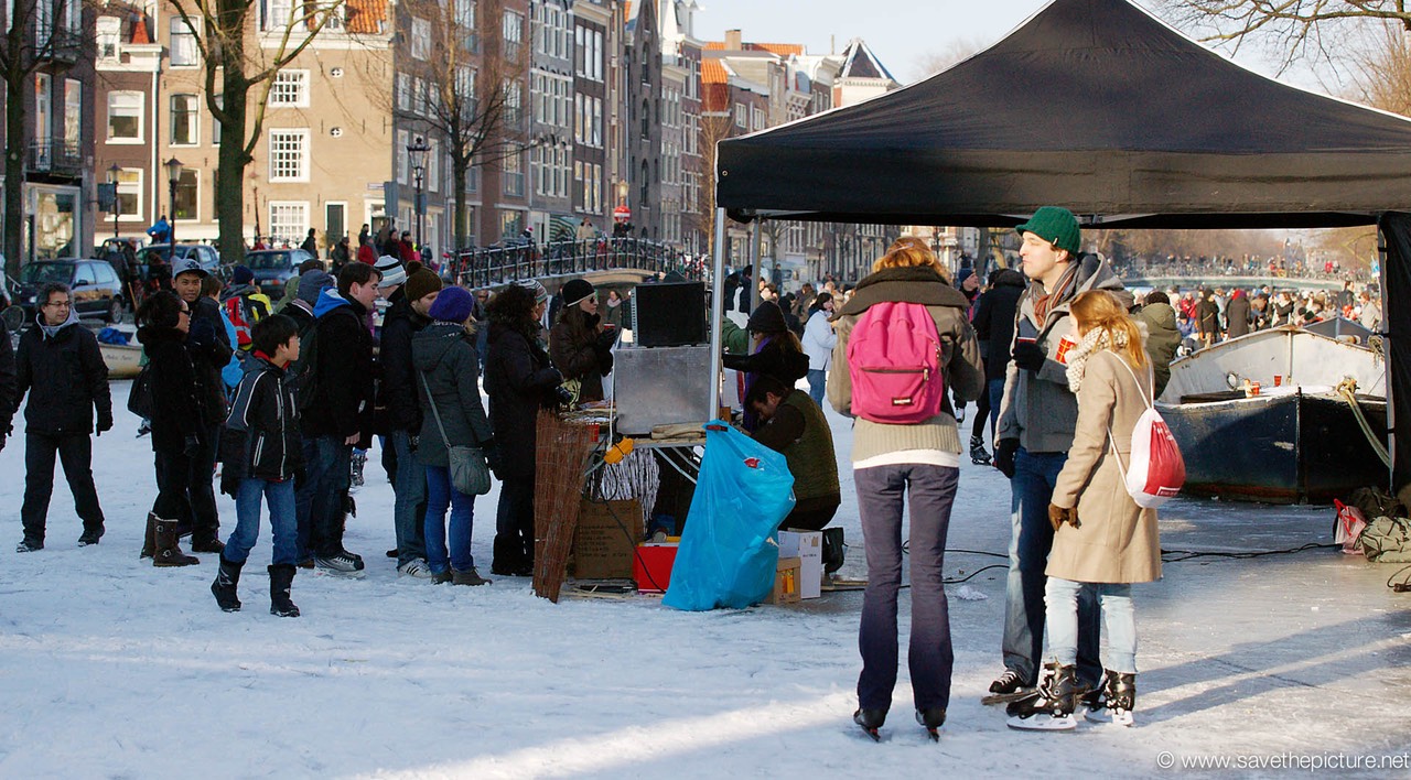 Amsterdam frozen canals, hangout