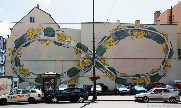 Distrucion construction, war and rebuilding