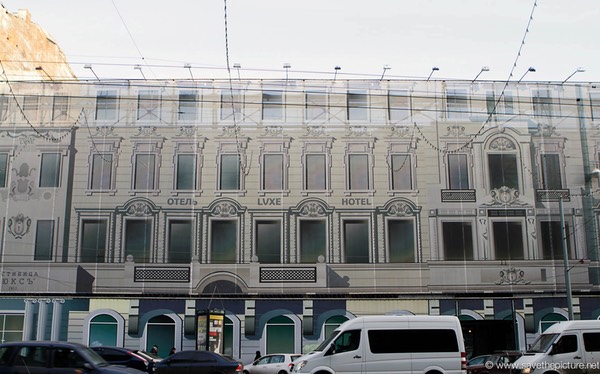 Moscow renovation canvas