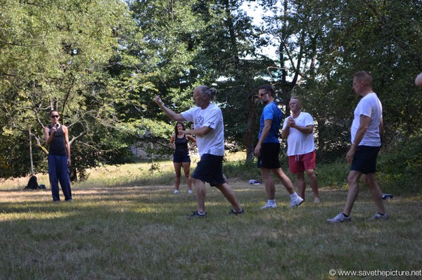 Ron explaining the Taikiken basics in the