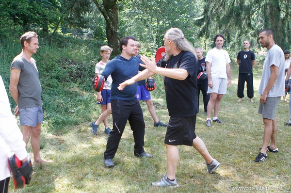 Taikiken open hand coordination training