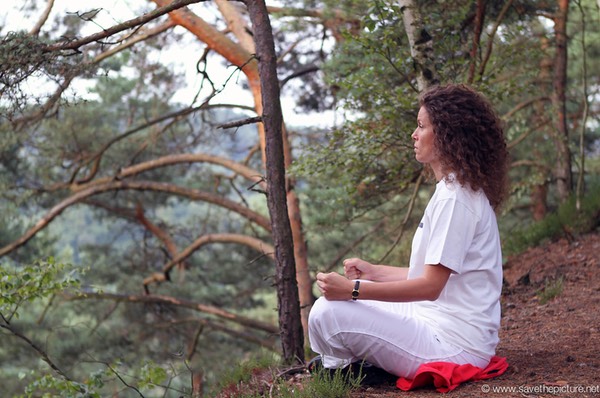 Za Zen - sitting in stilness on the ridge